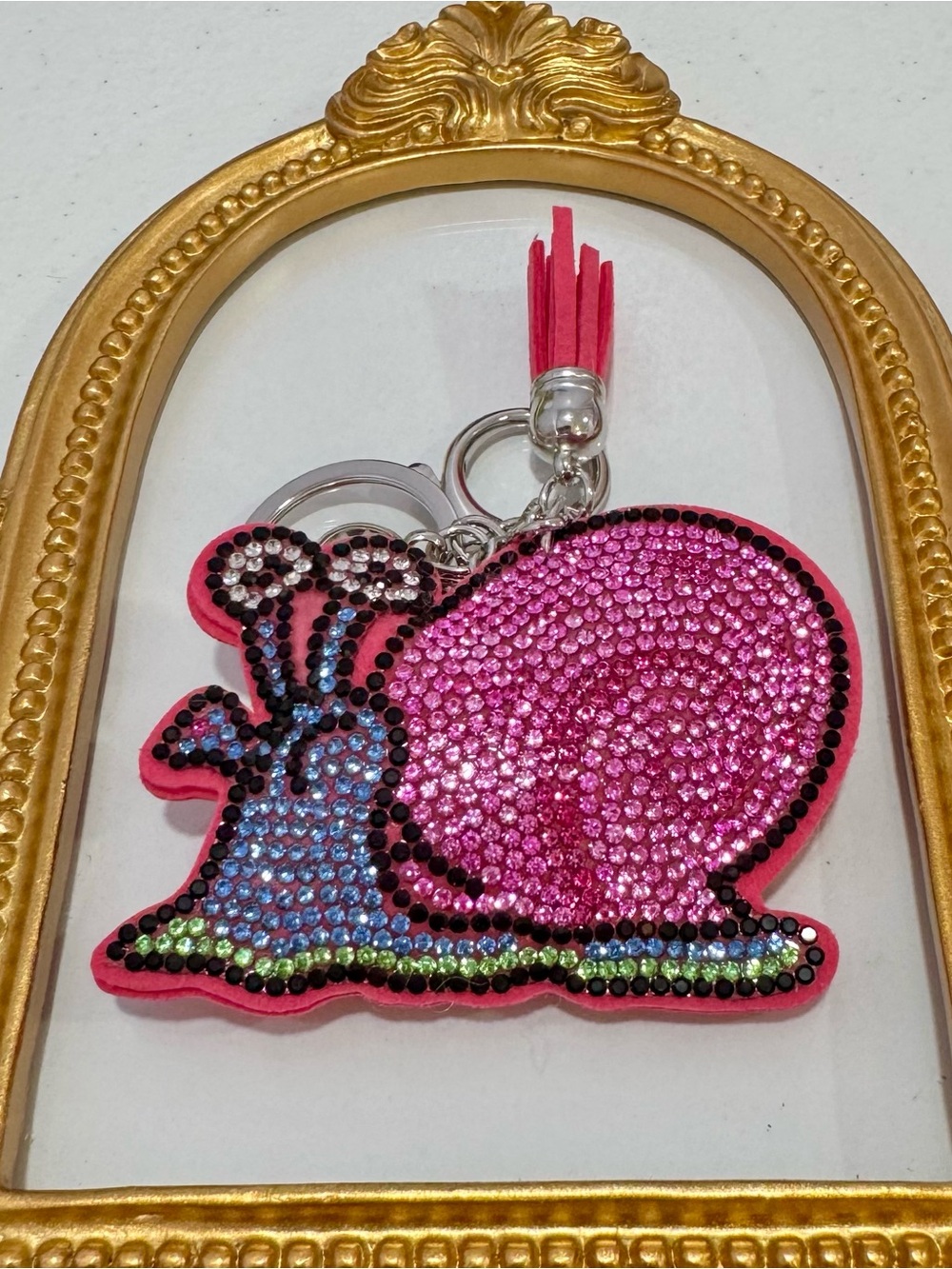 New Crystal Snail Keychain - Picture 3 of 4